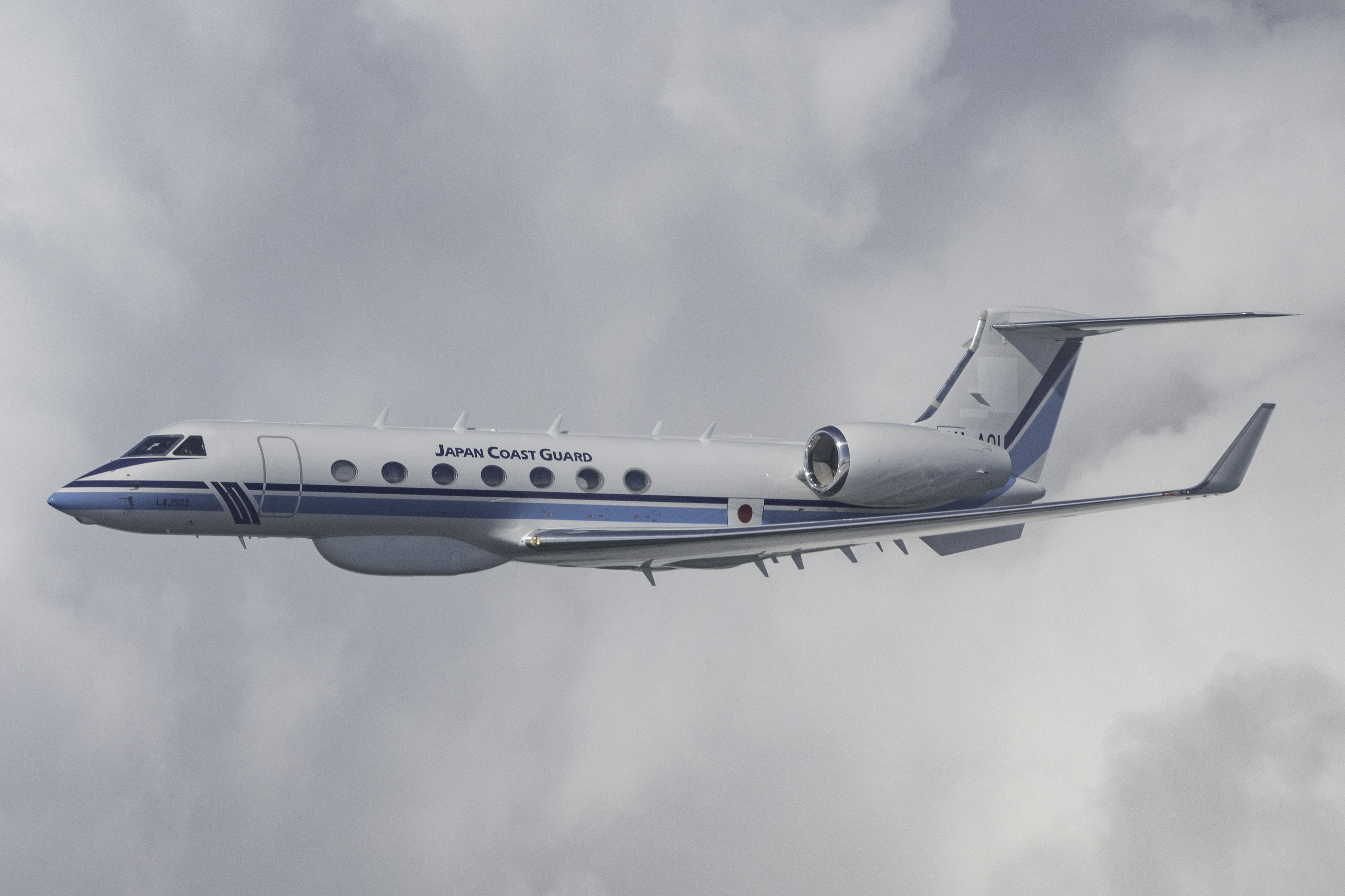 Fokker Services Group converts a Gulfstream G550 into advanced ...